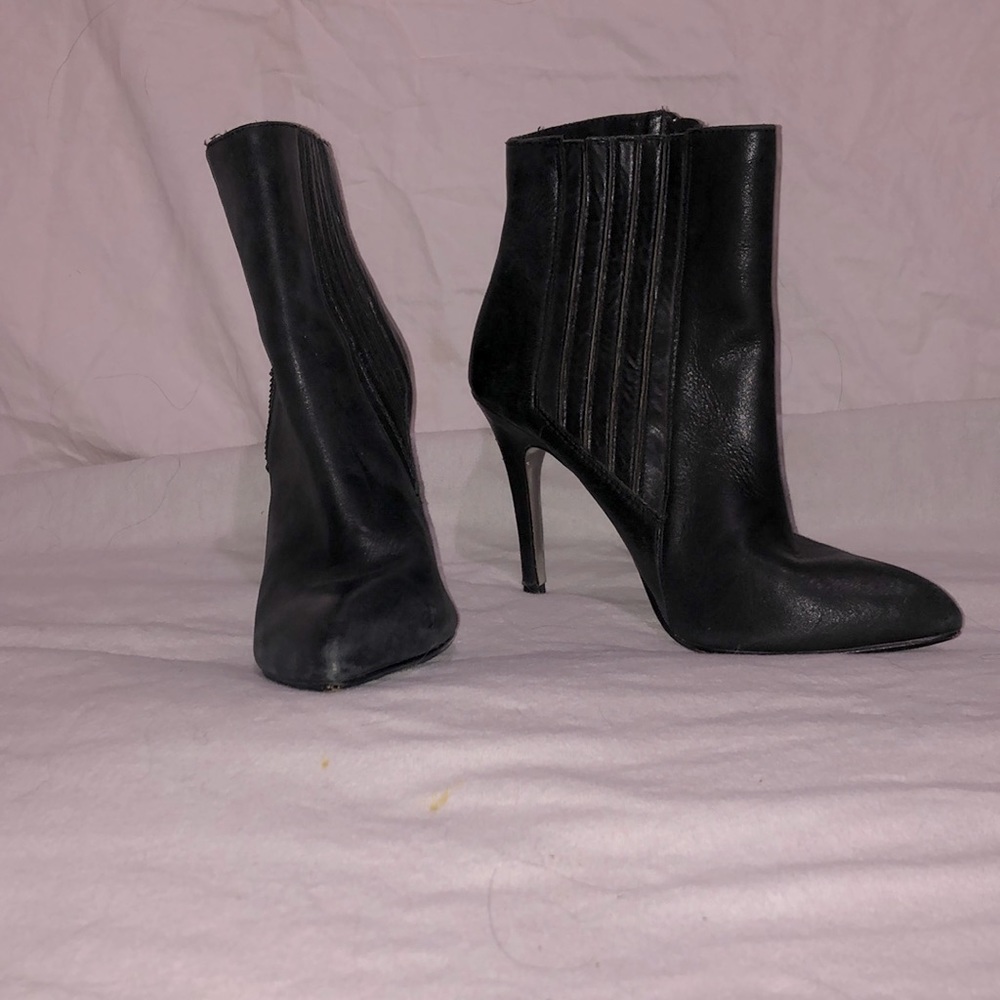 Chinese Laundry black leather booties